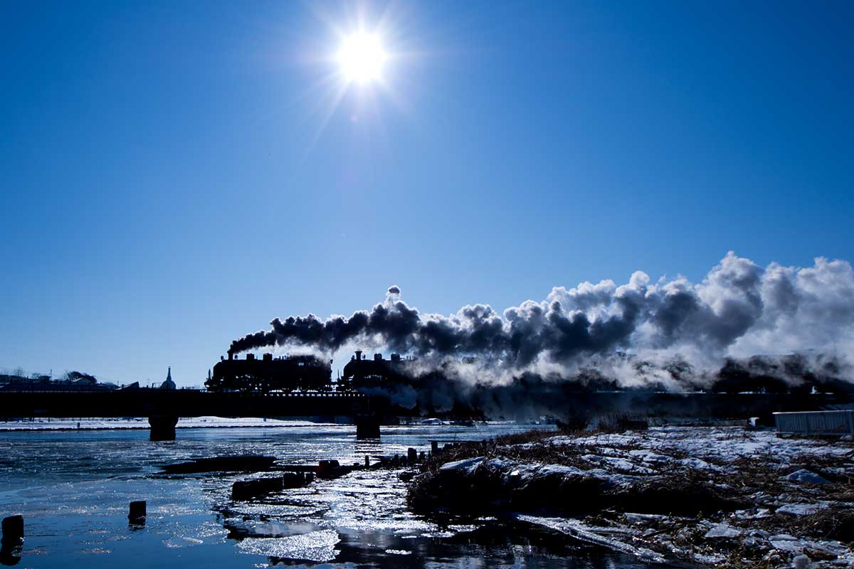 SL冬の湿原号