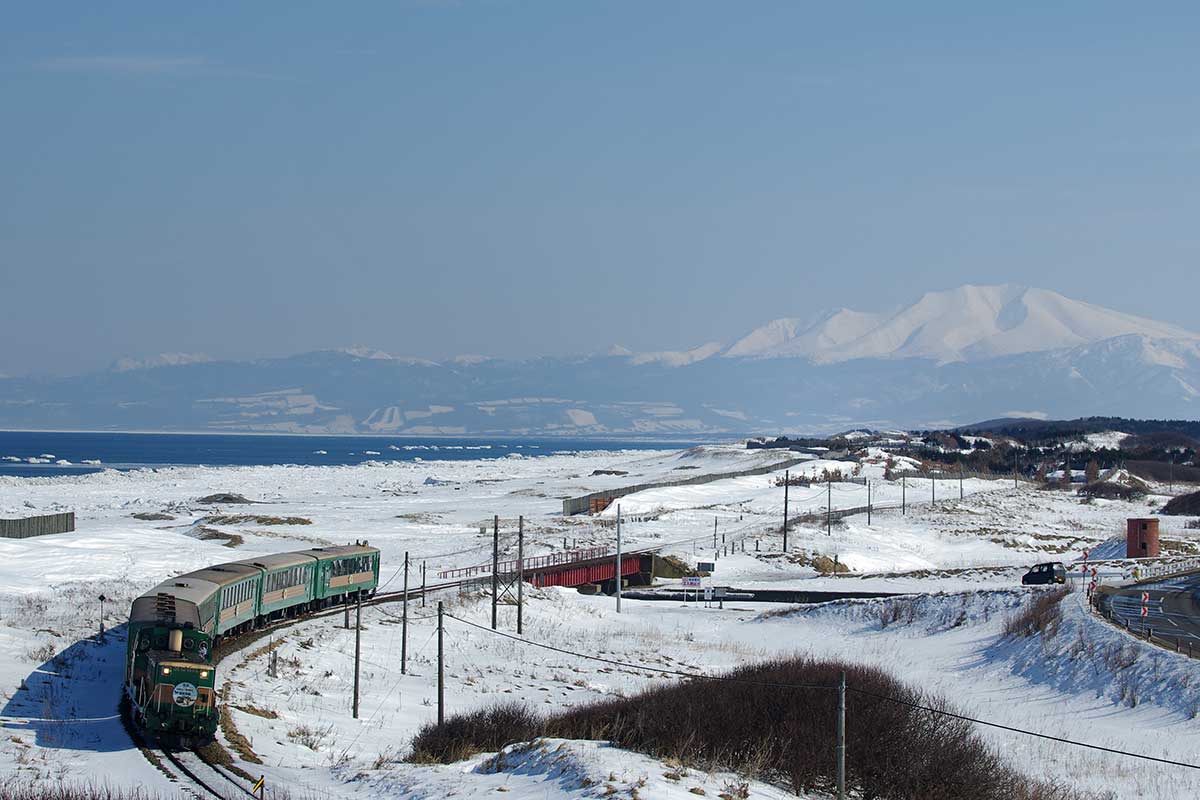 流氷ノロッコ号